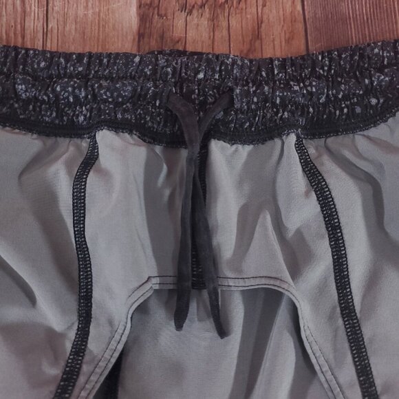 *READ* Lululemon Mens L Pace Breaker Short 9" Linerless Inked Light Cast Black - Picture 14 of 16